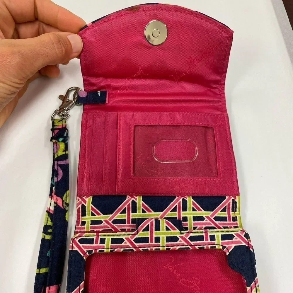 VERA Bradley‎ floral compact wallet wristlet